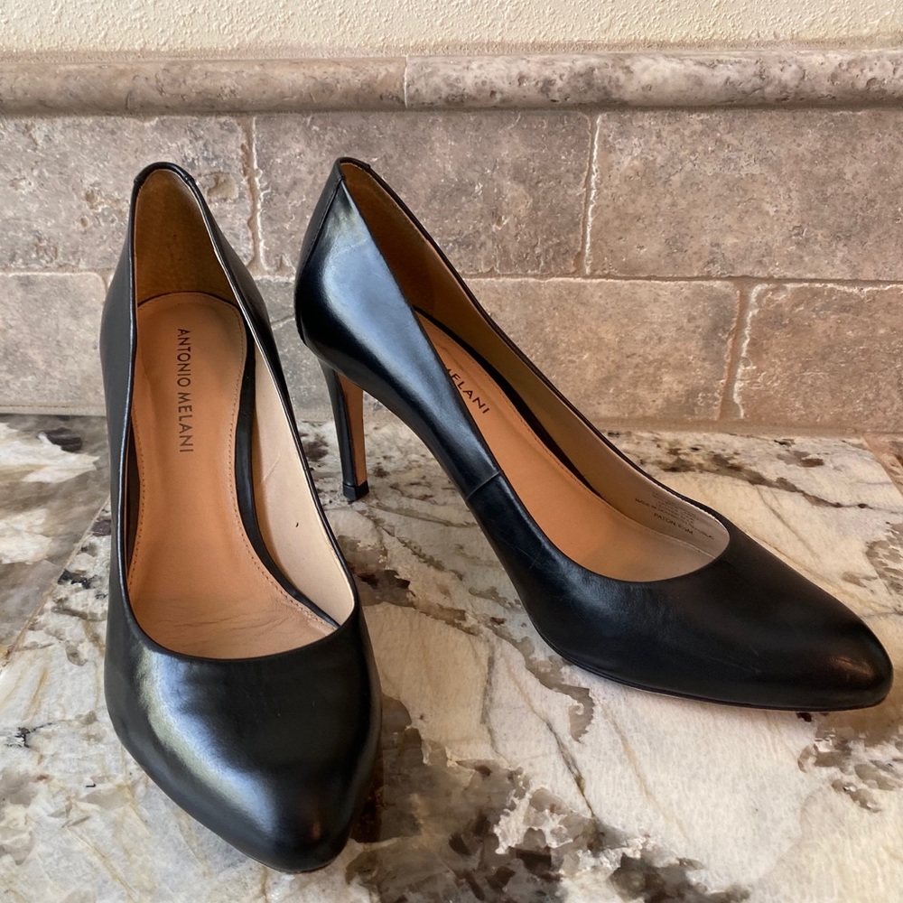 Antonio Melani Black Semi Shiny Pump 8 1/2